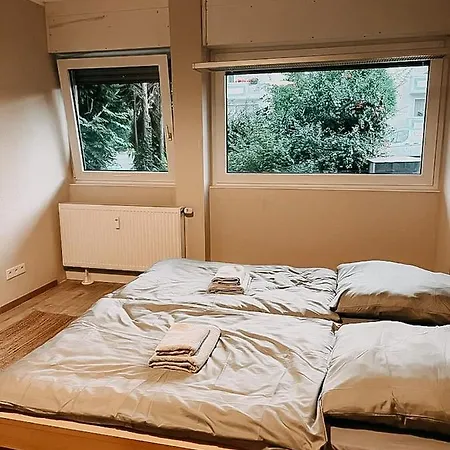 Wohnen Im 3 Laendereck! Essen, Muelheim, Oberhausen. Bseg إسن