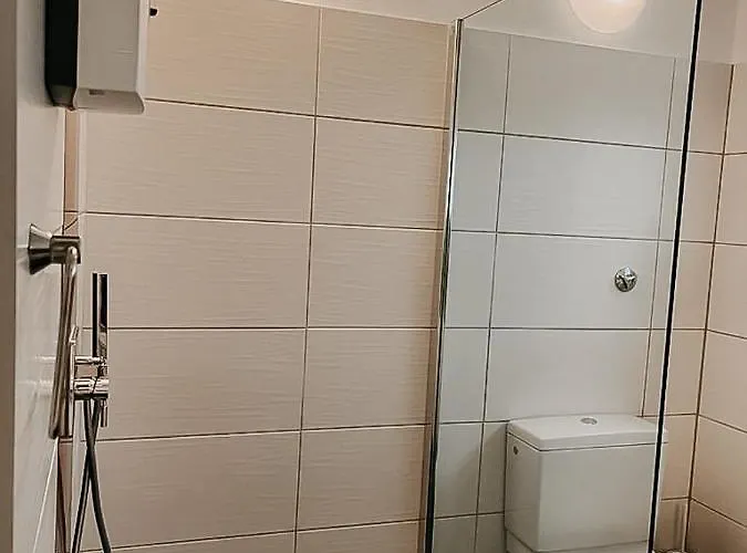 Wohnen Im 3 Laendereck! Essen, Muelheim, Oberhausen. Bseg Lägenhet *