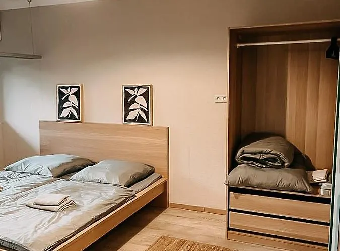 Wohnen Im 3 Laendereck! Essen, Muelheim, Oberhausen. Bseg شقة