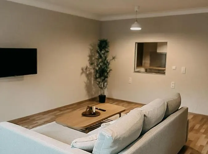 Wohnen Im 3 Laendereck! Essen, Muelheim, Oberhausen. Bseg